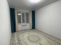 2-бөлмелі пәтер · 72 м² · 6/9 қабат, мкр Строитель, Оракбаева 1в, бағасы: 30 млн ₸ в Уральске — фото 2