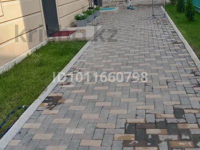 Азс, автосервисы и автомойки, бани, гостиницы и зоны отдыха · 200 м² за 80 млн 〒 в Кендале