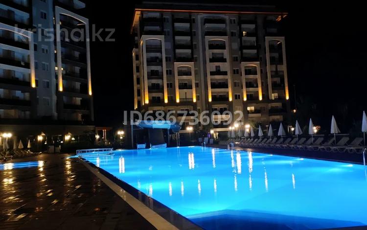 3-бөлмелі пәтер · 75 м² · 3/9 қабат, Avsallar, Karaçaltı Cd. 7410, бағасы: 30 000 ₸ в Аланье — фото 3