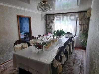 3-комнатная квартира · 70 м² · 1/5 этаж, Джангельдина 16А за 27 млн 〒 в Шымкенте, Аль-Фарабийский р-н