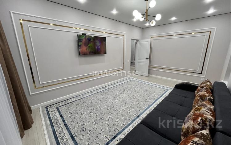 2-комнатная квартира · 60 м² · 3/9 этаж, мкр Думан-2, Мкрн Думан-2 за 350 000 ₸ в Алматы, Медеуский р-н — фото 2