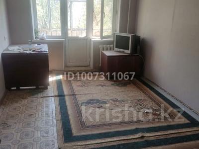 2-бөлмелі пәтер · 42.5 м² · 4/5 қабат, мкр Каратау 16, бағасы: 14 млн ₸ в Таразе