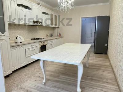 4-комнатная квартира · 123 м² · 4/5 этаж, мкр. Алтын орда за 46 млн 〒 в Актобе