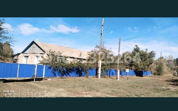 Отдельный дом · 6 комнат · 120 м² · 120 сот., Бауыржан момышулы 5 — Украинская, кунаева за 3 млн ₸ в Мартуке — фото 2