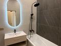 1-комнатная квартира · 50 м² · 8/10 этаж, мкр. Алтын орда, Алии Молдагуловой за 27 млн ₸ в Актобе — фото 10