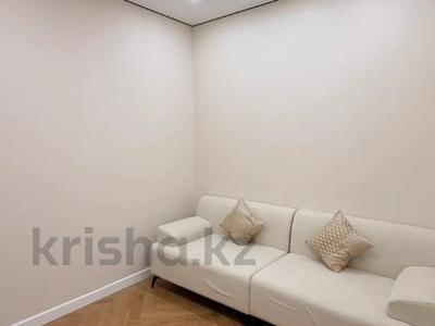 1-комнатная квартира · 50 м² · 8/10 этаж, мкр. Алтын орда, Алии Молдагуловой за 27 млн ₸ в Актобе