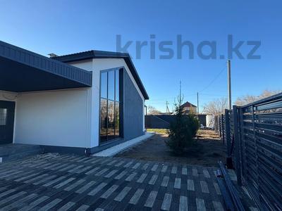 Отдельный дом · 4 комнаты · 150 м² · 8 сот., Озерная 18А — Мичурино за 98 млн 〒 в Костанае