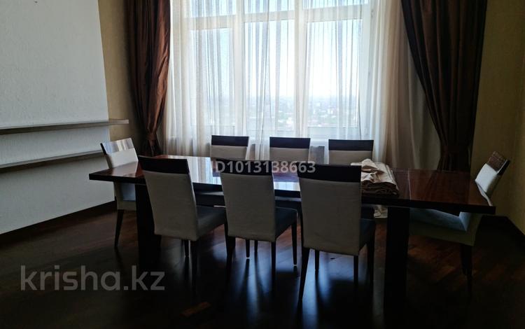 8-комнатная квартира · 500 м² · 21/22 этаж, Кабанбай батыра 87 за 2.3 млн ₸ в Алматы, Алмалинский р-н — фото 11