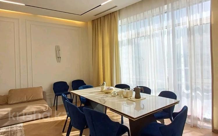 4-комнатная квартира · 181 м² · 7/8 этаж, Арайлы 12 за 160 млн ₸ в Алматы, Бостандыкский р-н — фото 2