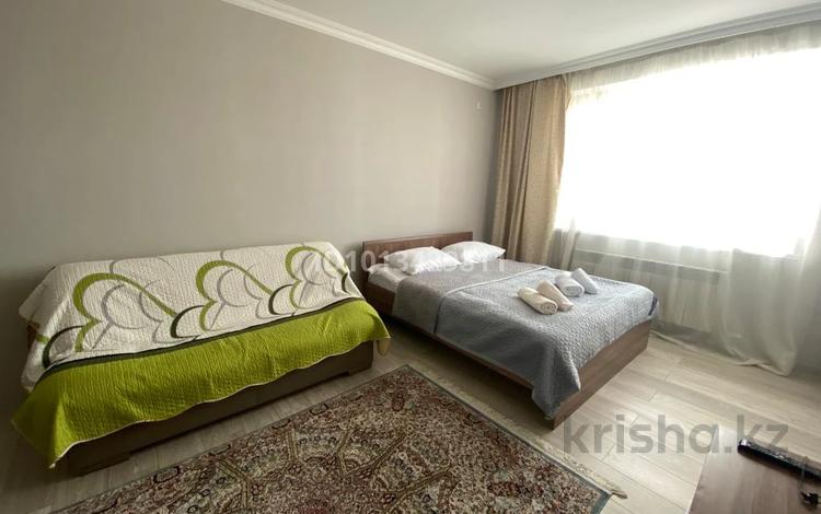 1-комнатная квартира · 40 м² · 15/18 этаж, Сауран 10 за 33 млн ₸ в Астане, Есильский р-н — фото 2