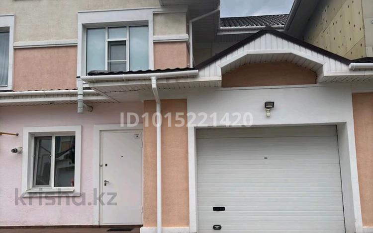 Часть дома · 3 комнаты · 151.7 м² · 3 сот., Ханшайым суйнбике за 143 млн ₸ в Астане, Есильский р-н — фото 2