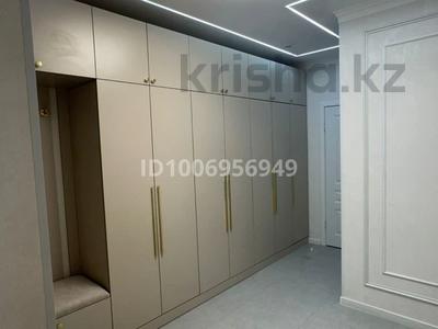 3-комнатная квартира · 68 м² · 13/16 этаж, мкр Шымсити, ​Туркия 1280/2 за 250 000 ₸ в Шымкенте, Абайский р-н