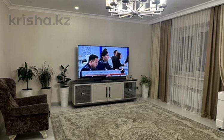 3-комнатная квартира · 125 м² · 2/5 этаж, мкр Юго-Восток, мкрн Степной-2 14/15 за 65 млн ₸ в Караганде, Казыбек би р-н — фото 2