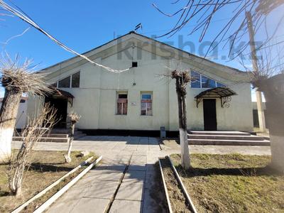 Продажа коммерческой недвижимости в Жамбылской обл.: Бани, гостиницы и зоны отдыха · 314 м² за 150 млн 〒 Бани, гостиницы и зоны отдыха · 314 м² за 150 млн 〒 в Таразе