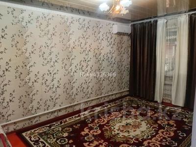 Продажа квартир в Туркестанской обл.: 3-комнатная квартира · 57 м² · 1/2 этаж, М. Балакаев 47/7 за 10 млн 〒 3-комнатная квартира · 57 м² · 1/2 этаж, М. Балакаев 47/7 за 10 млн 〒 в Туркестане
