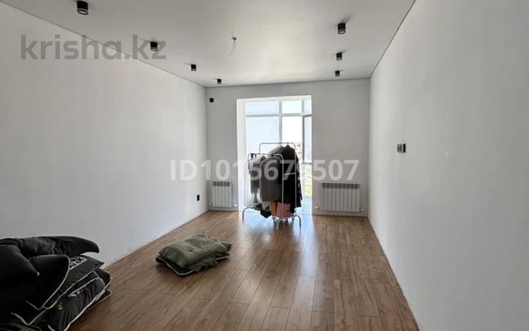 1 комната · 54 м² · 7/9 этаж, САМАЛ 72/4 за 65 000 ₸ в Уральске — фото 2