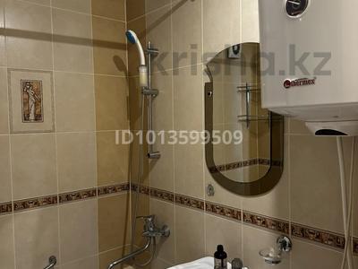 2-комнатная квартира · 48 м² · 3/5 этаж, Аманжолова 139 за 140 000 ₸ в Уральске