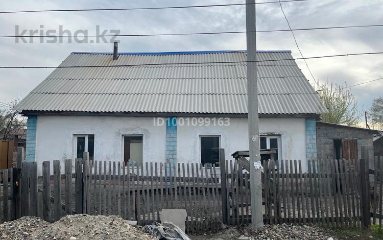 Жеке үй · 6 бөлме · 100 м² · 5 сот., Пестеля 99 — Район Нефтебаза, Электротовары, бағасы: 8 млн ₸ в Усть-Каменогорске — фото 2