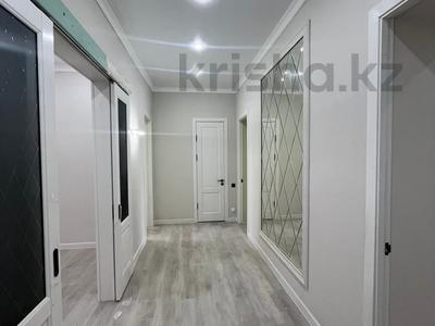 4-бөлмелі пәтер, 110 м², 8/10 қабат, мкр Юго-Восток, Муканова 53/1, бағасы: 48 млн 〒 в Караганде, Казыбек би р-н