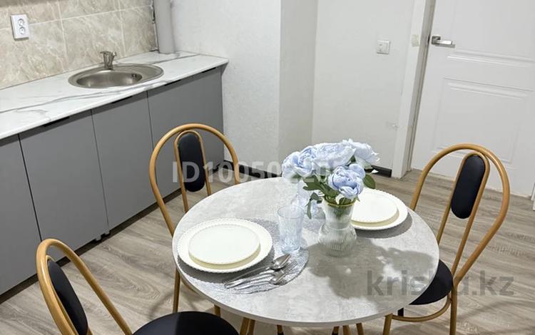 2-комнатная квартира · 78 м² · 10 этаж, 11 41/3 — Сзади Обл.Акимата за 13 000 ₸ в Туркестане — фото 2