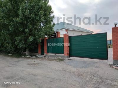 Продажа домов и дачи в Актюбинской обл.: Отдельный дом · 7 комнат · 220 м² · 10 сот., Тайманова — Гриль бар Шагыр за 55 млн 〒 Отдельный дом · 7 комнат · 220 м² · 10 сот., Тайманова — Гриль бар Шагыр за 55 млн 〒 в Актобе, жилой массив Юго-Запад-1