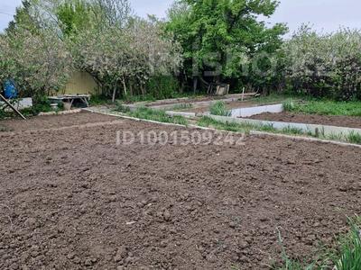 Дача · 1 комната · 10 м² · 7 сот., мкр Михайловка — Мельницы за 1.1 млн 〒 в Караганде, Казыбек би р-н