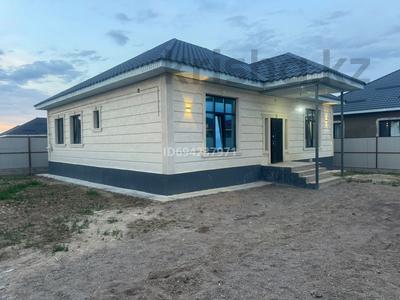 Отдельный дом · 4 комнаты · 175 м² · 6 сот., Абылайхана 198а за 30 млн 〒 в Каскелене