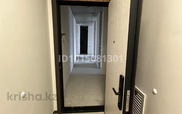 3-комнатная квартира · 90.9 м² · 14/16 этаж, Райымбек батыр 2 — Калдаякова за 66 млн ₸ в Астане, Сарайшык р-н — фото 2