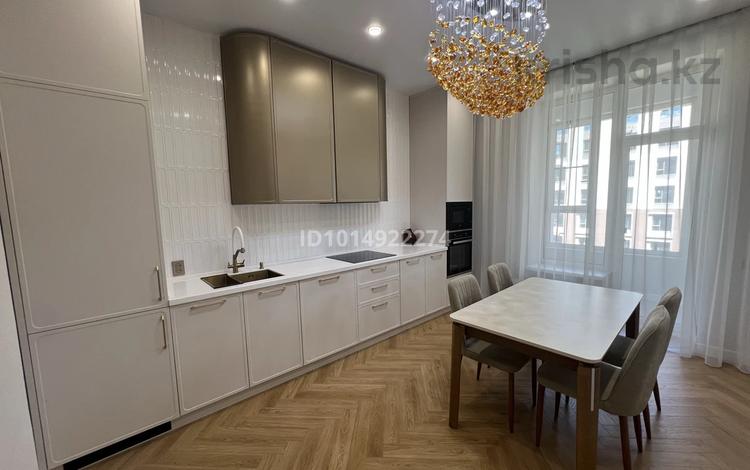 3-комнатная квартира · 97 м² · 6/9 этаж, Шамши Калдаяков 14 за 92 млн ₸ в Астане, Сарайшык р-н — фото 2
