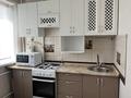 2-комнатная квартира · 50 м² · 3/9 этаж, мкр Юго-Восток, 27й микрорайон за 200 000 ₸ в Караганде, Казыбек би р-н — фото 6