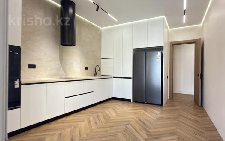 2-комнатная квартира · 86 м² · 6/16 этаж, Розыбакиева 217а за 116 млн ₸ в Алматы, Бостандыкский р-н — фото 11