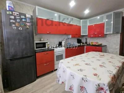3-бөлмелі пәтер · 66 м² · 6/9 қабат, Ломова 179/9 — Ломова -ворушино, бағасы: 170 000 ₸ в Павлодаре