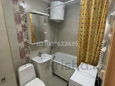 2-бөлмелі пәтер · 43 м² · 4/5 қабат, мкр Юго-Восток, Язева 7, бағасы: 180 000 〒 в Караганде, Казыбек би р-н