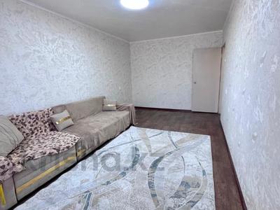 1-комнатная квартира · 32 м² · 2/5 этаж, Майкудук, 16й микрорайон за 8.5 млн ₸ в Караганде, Алихана Бокейханова р-н