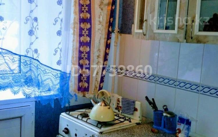 1-комнатная квартира · 35 м² · 1/5 этаж, Курмангазы — проспект Евразия за 12 000 ₸ в Уральске — фото 3