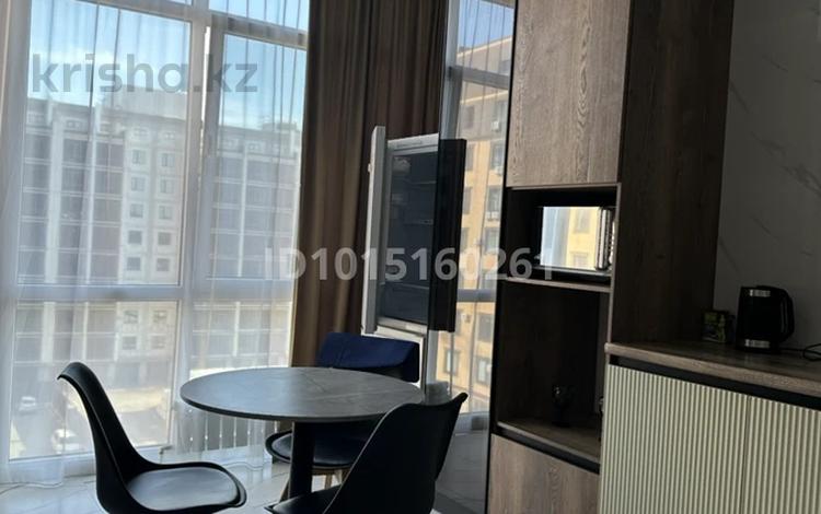 2-бөлмелі пәтер · 76 м², вокзальная 4/1, бағасы: 39 млн ₸ в Уральске — фото 2