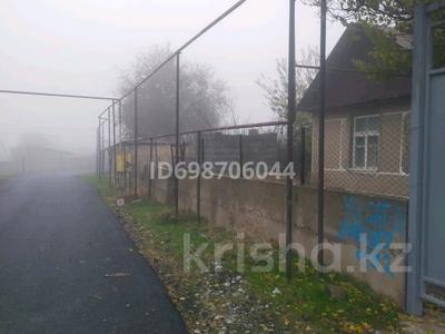 Жеке үй · 3 бөлме · 90 м² · 12 сот., Құрсай ул Кармакшы — Школа Альфараби, бағасы: 20 млн ₸ в Шымкенте, Туран р-н