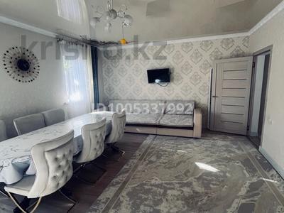 Отдельный дом · 4 комнаты · 114 м² · 8.1 сот., мкр Акбулым, Дуйсен Баянов 144 — Массив Арай 2 за 55 млн 〒 в Таразе