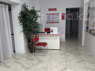 Прибыльный бизнес ( аптека и кабинет инвиво) · 140 м², бағасы: 25 млн 〒 в Актобе