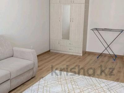 1-бөлмелі пәтер · 38 м² · 5/9 қабат, 11-й мкр 58, бағасы: 80 000 ₸ в Актау