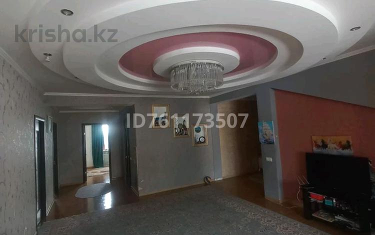 4-комнатная квартира · 120 м² · 6/6 этаж, 30-й мкр 166 — Т/ц Олжа за 29 млн ₸ в Актау — фото 2