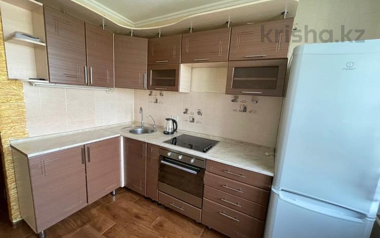 2-бөлмелі пәтер · 53.8 м² · 7/9 қабат, мкр Юго-Восток, Гульдер 1, бағасы: 21.8 млн ₸ в Караганде, Казыбек би р-н — фото 9