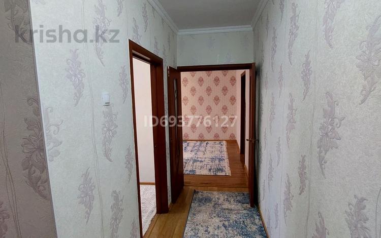 3-комнатная квартира, 62 м², 2/5 этаж, Абая 60 — Стоматология за 19 млн 〒 в Сатпаев — фото 2