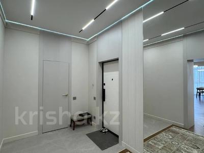 4-бөлмелі пәтер · 140.5 м² · 6/9 қабат, Алтын орда ш/а. 62, бағасы: 82 млн ₸ в Актобе, мкр. Алтын орда