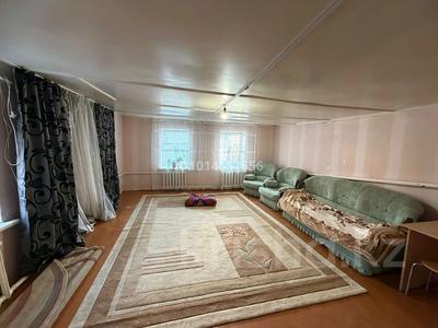 Отдельный дом · 2 комнаты · 72 м² · 2 сот., Карбышева — Маг Сороковой за 70 000 ₸ в Уральске