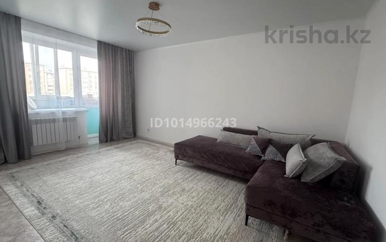 3-бөлмелі пәтер · 82.3 м² · 1/5 қабат, Район Сарыарка 22Д, бағасы: 230 000 ₸ в Кокшетау — фото 2