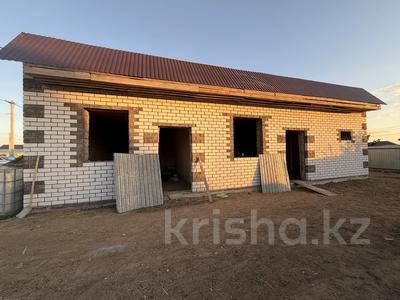 Дүкендер мен бутиктер · 60 м², бағасы: 20 млн ₸ в Уральске, мкр. Зачаганск пгт