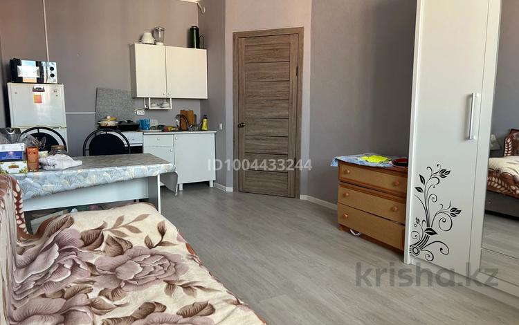 2-бөлмелі пәтер · 38 м² · 8/9 қабат, Калдаяков 26, бағасы: 19 млн ₸ в Астане, Алматы р-н — фото 2