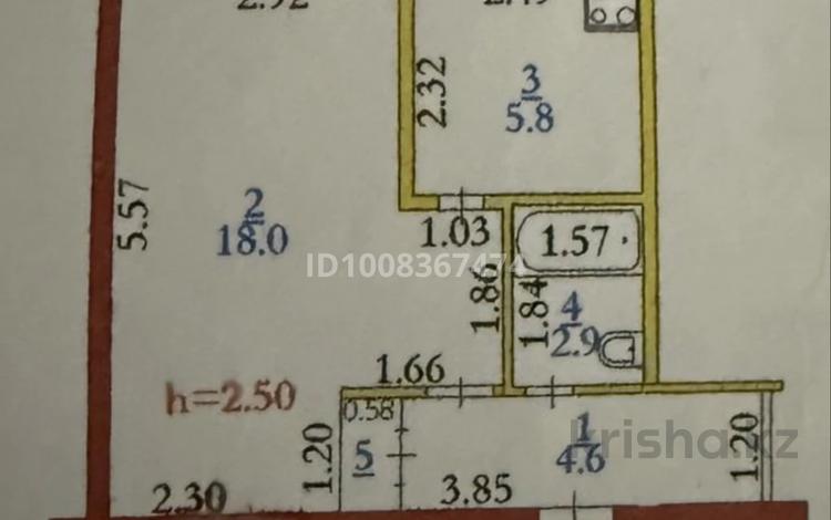 1-бөлмелі пәтер · 33 м² · 2/5 қабат, Айтеке би 53 — Дины, бағасы: 8 млн ₸ в Хромтау — фото 2