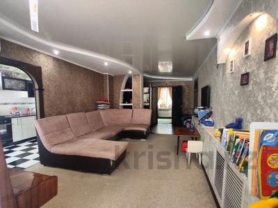 4-комнатная квартира · 76.1 м² · 5/5 этаж, Парковая 10 за 19.6 млн 〒 в Рудном